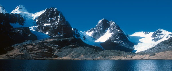 The Condoriri Lake District is one of the Andes' most beautiful sub-ranges.